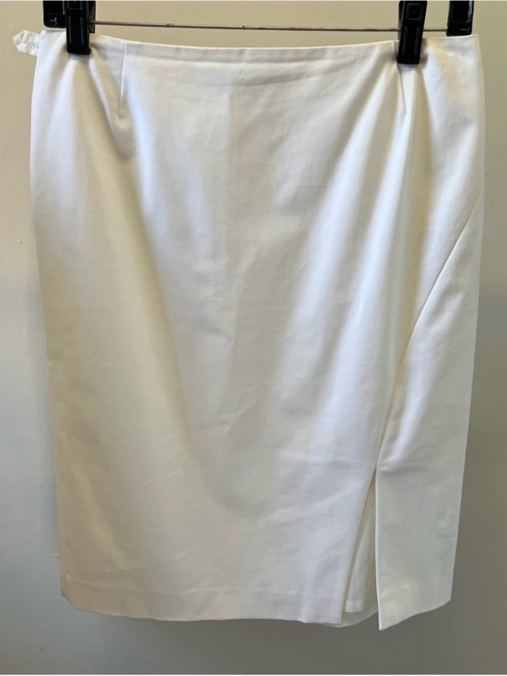 Lafayette 148 New York White Pencil Skirt with Side Slit